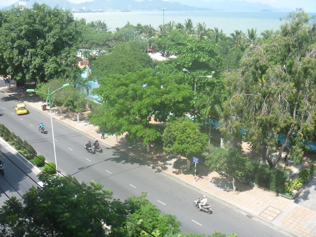 Huyen Thao Hotel Nha Trang Zewnętrze zdjęcie